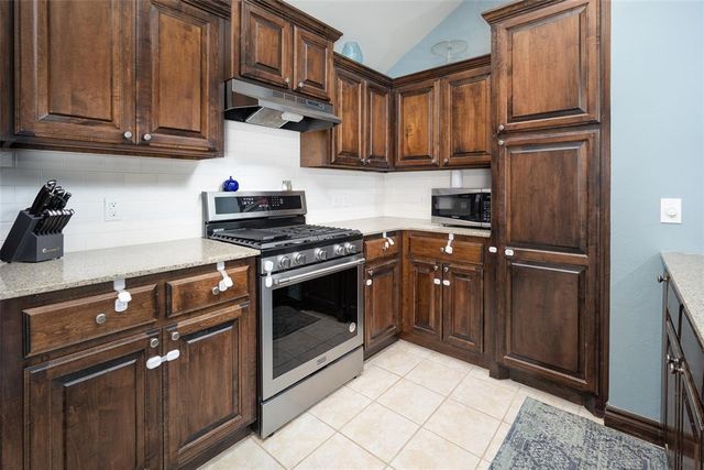 13300 SW 4th Street, Yukon, OK 73099