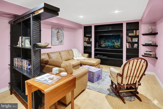 265 WIEST SCHOOL RD, Oley, PA 19606