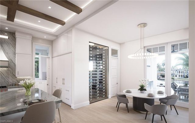 408 16th AVE S, Naples, FL 34102