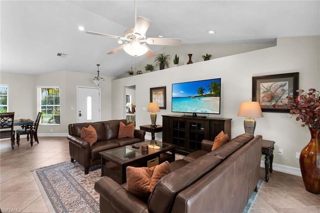 478 Persian CT, Marco Island, FL 34145