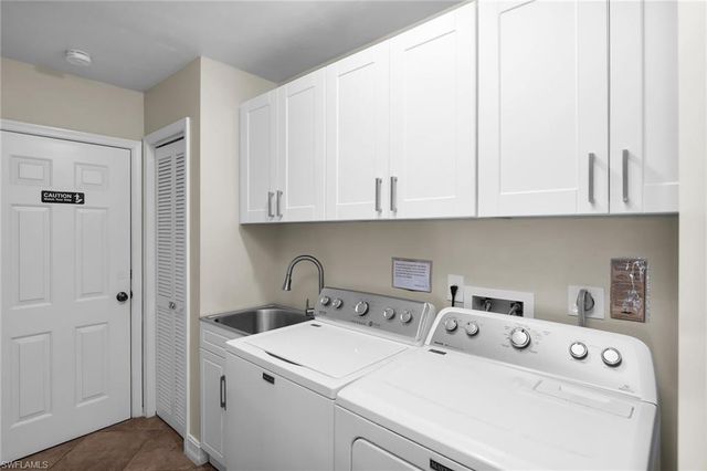 478 Persian CT, Marco Island, FL 34145