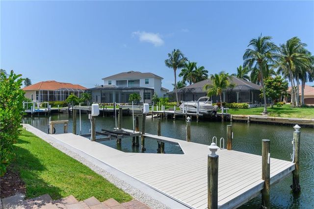 478 Persian CT, Marco Island, FL 34145