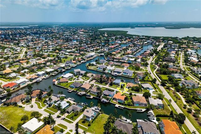 478 Persian CT, Marco Island, FL 34145