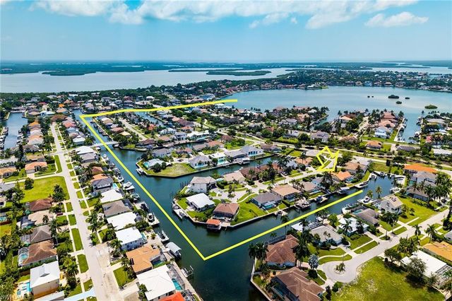 478 Persian CT, Marco Island, FL 34145