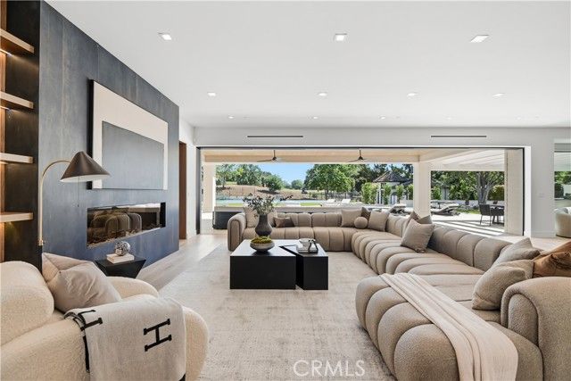 4400 OAK PLACE, Westlake Village, CA 91362