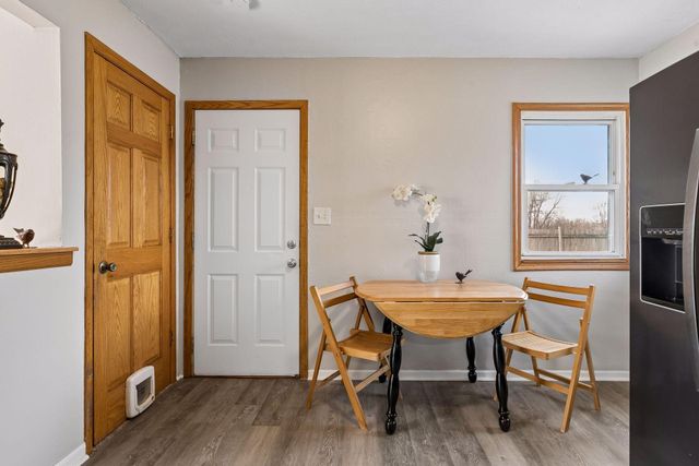 1461 Grandview Avenue E, Maplewood, MN 55109