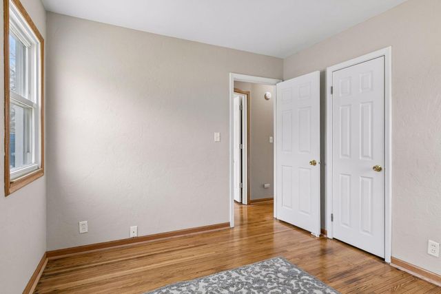 1461 Grandview Avenue E, Maplewood, MN 55109