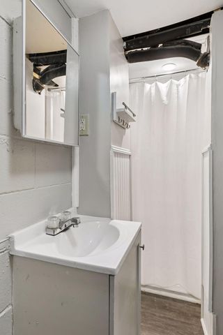 1461 Grandview Avenue E, Maplewood, MN 55109