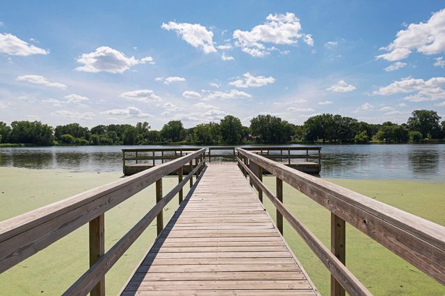 1461 Grandview Avenue E, Maplewood, MN 55109