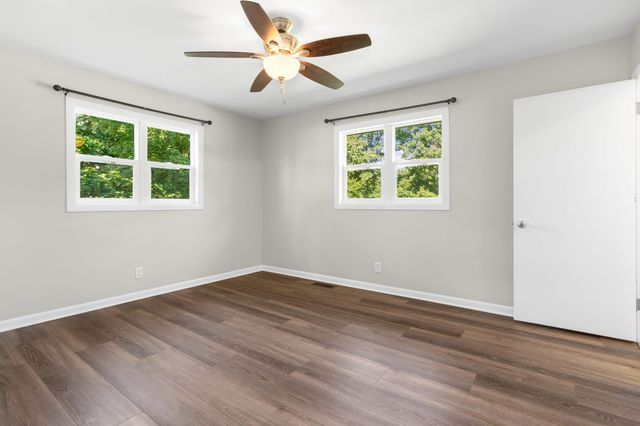 865 W 200 N, La Porte, IN 46350