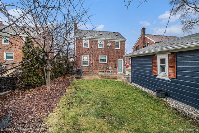 13133 Superior Street, Southgate, MI 48195