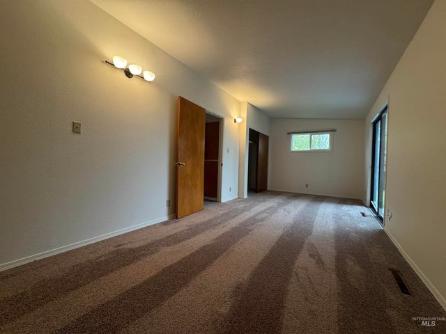 2053 Sherry Drive, Twin Falls, ID 83301