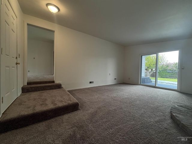 2053 Sherry Drive, Twin Falls, ID 83301