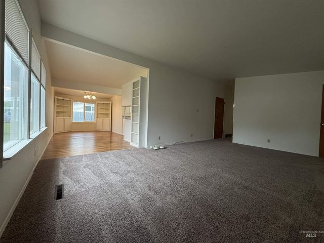 2053 Sherry Drive, Twin Falls, ID 83301