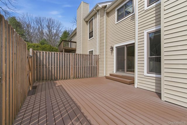 44 Villas Circle, Melville, NY 11747