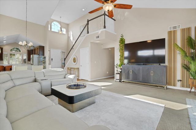 20378 Amethyst Dr, Hilmar, CA 95324