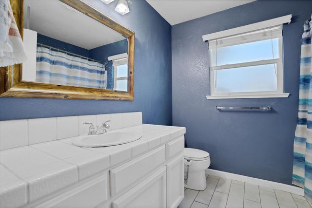 20378 Amethyst Dr, Hilmar, CA 95324