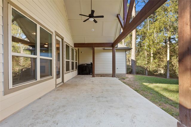 12140 Goliad Lane, Willis, TX 77378