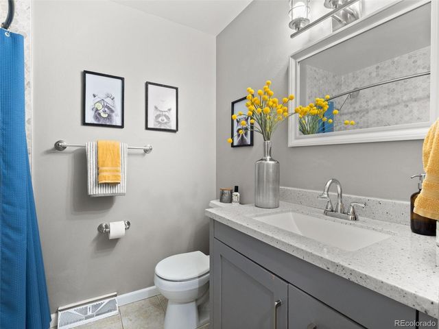 12557 W Arizona Place, Lakewood, CO 80228