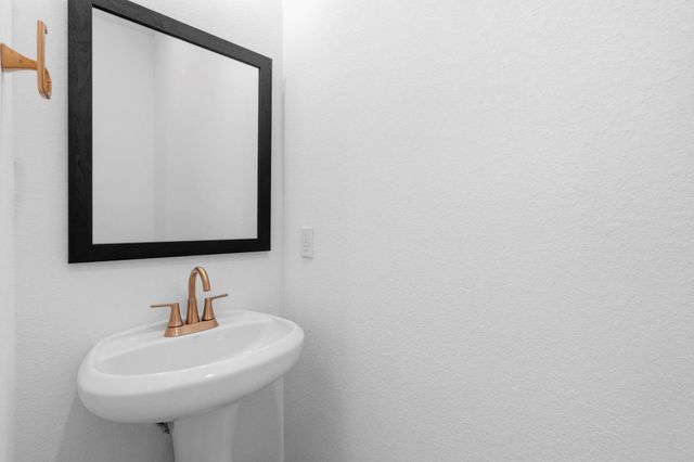 2021 Blue Mar Drive, Brookshire, TX 77423