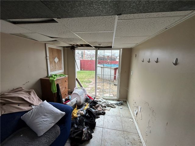 939 Josephine St, N Versailles, PA 15035