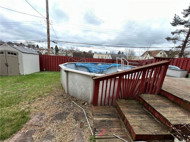 939 Josephine St, N Versailles, PA 15035