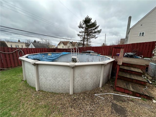 939 Josephine St, N Versailles, PA 15035