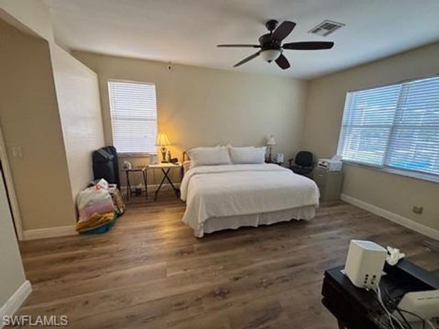 9214 Palm Island CIR, North Fort Myers, FL 33903