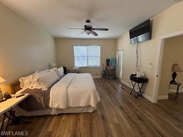 9214 Palm Island CIR, North Fort Myers, FL 33903