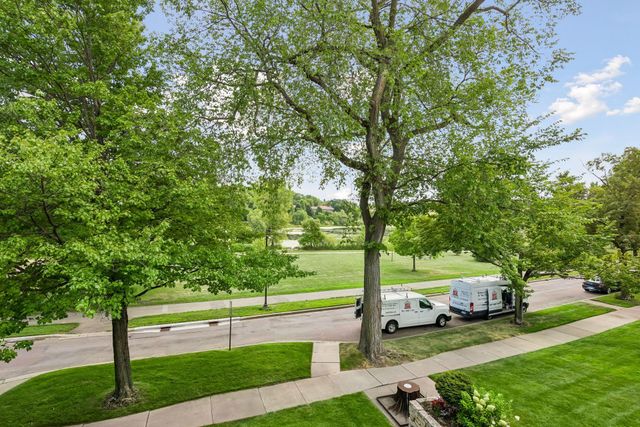2100 W Lake Of The Isles Parkway, Minneapolis, MN 55405