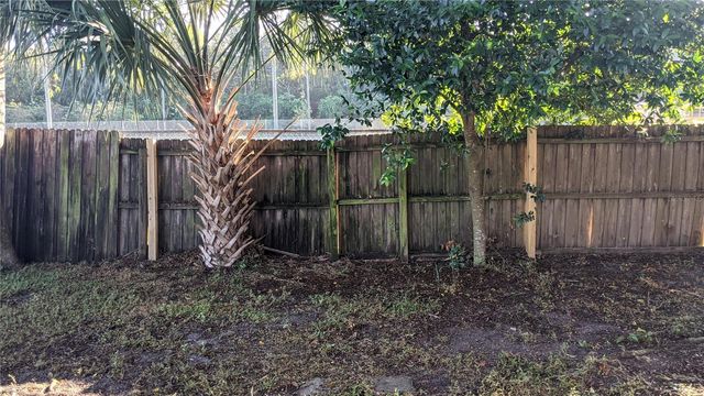 1284 ROMA COURT, Orlando, FL 32825