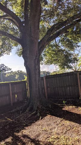 1284 ROMA COURT, Orlando, FL 32825