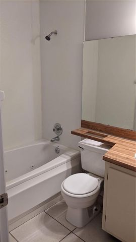 1284 ROMA COURT, Orlando, FL 32825