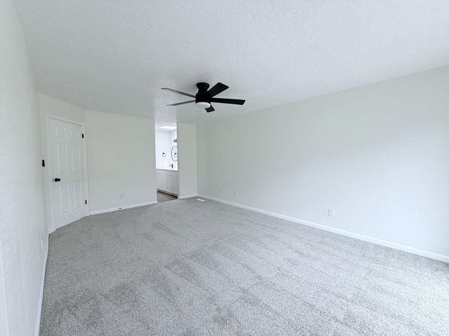 7588 Keystone Drive NE, Albuquerque, NM 87109