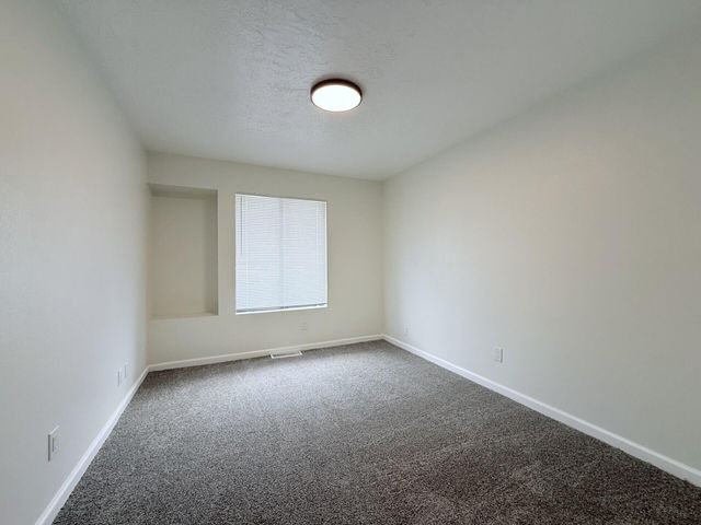 7588 Keystone Drive NE, Albuquerque, NM 87109
