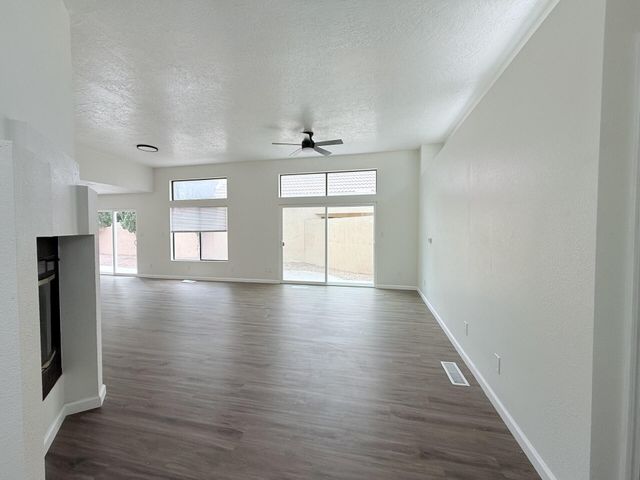 7588 Keystone Drive NE, Albuquerque, NM 87109