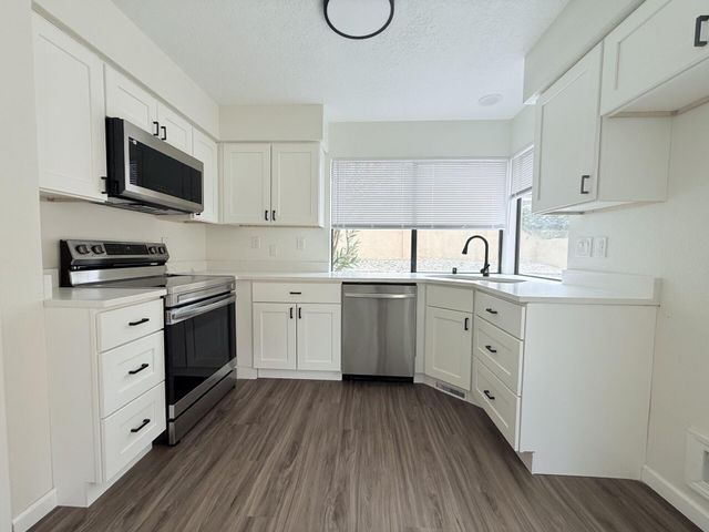 7588 Keystone Drive NE, Albuquerque, NM 87109