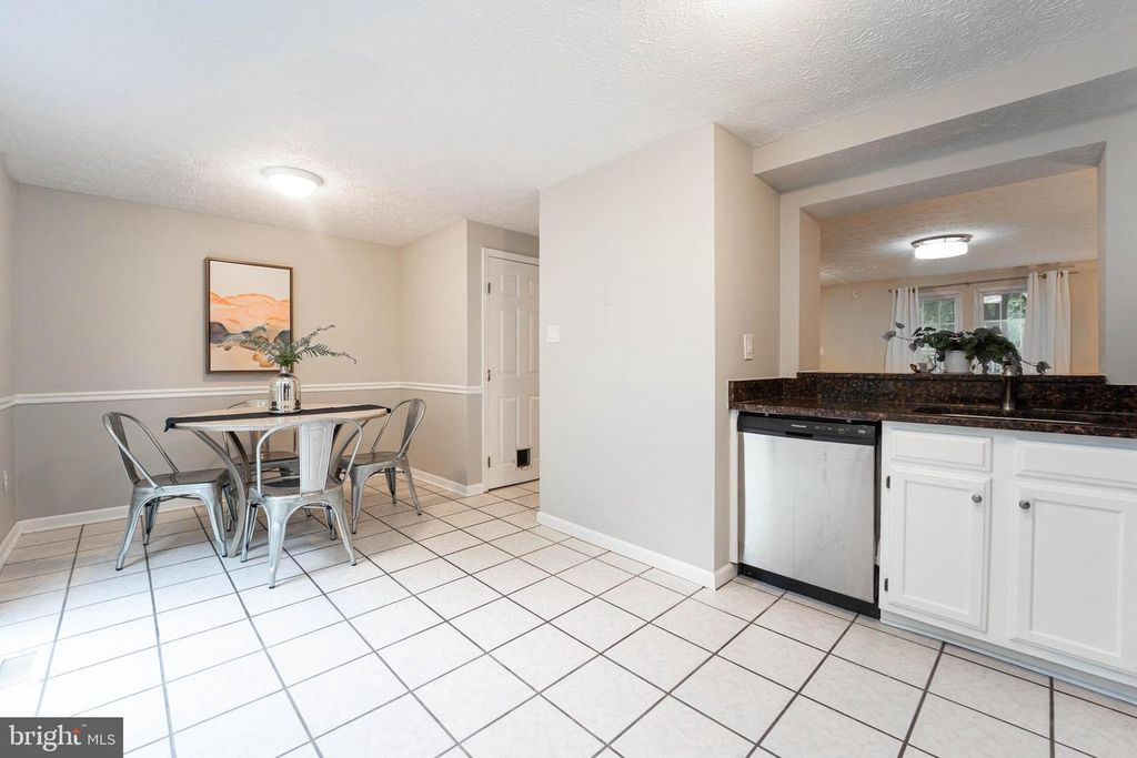 9560 DONNAN CASTLE CT, Laurel, MD 20723