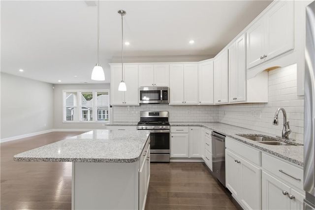 210 Balsam Drive, Dallas, GA 30157