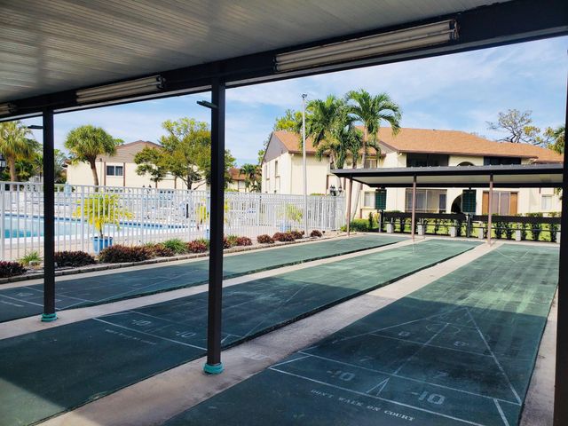 3561 Pine Needle Drive C-1, Greenacres, FL 33463