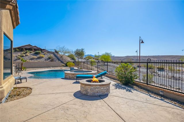 1495 Aztec Cove, Bullhead City, AZ 86429