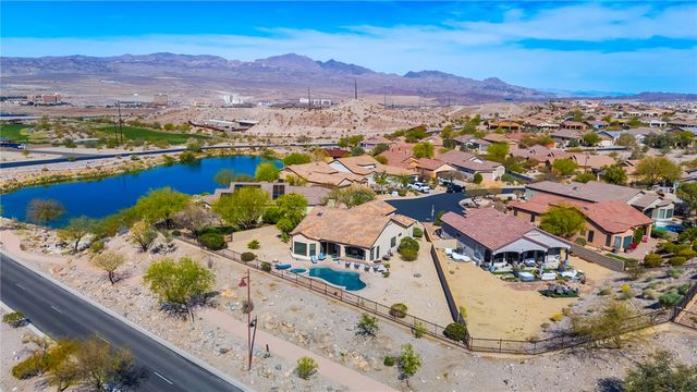 1495 Aztec Cove, Bullhead City, AZ 86429