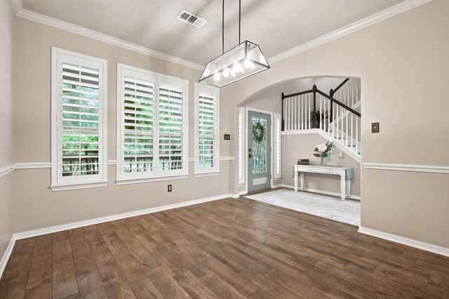 402 Fairbanks Drive, Magnolia, TX 77354