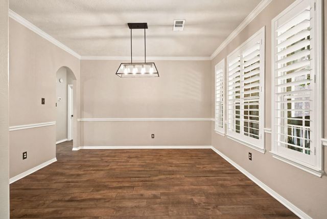 402 Fairbanks Drive, Magnolia, TX 77354