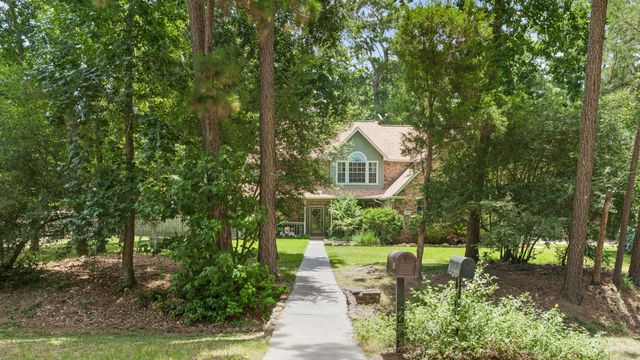 402 Fairbanks Drive, Magnolia, TX 77354