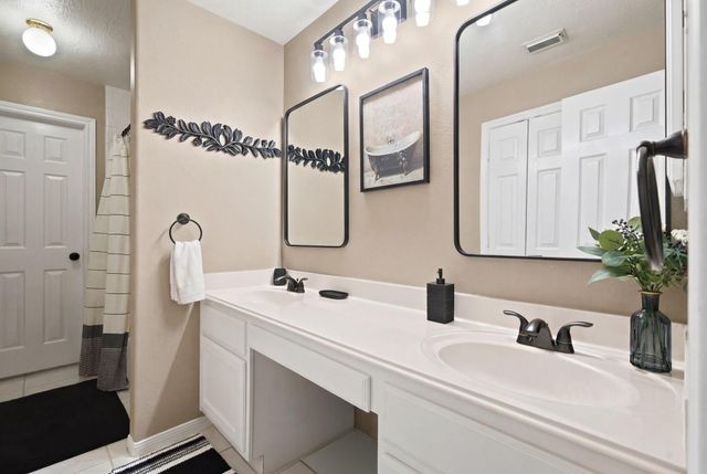 402 Fairbanks Drive, Magnolia, TX 77354
