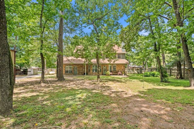 402 Fairbanks Drive, Magnolia, TX 77354