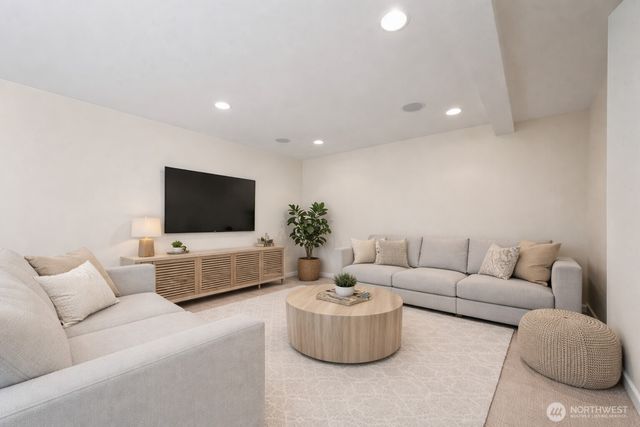 8178 Skeena Way, Blaine, WA 98230