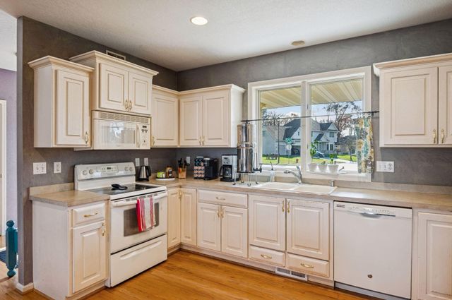 11163 195th Avenue NW, Elk River, MN 55330