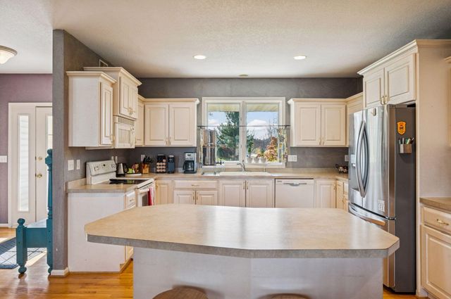 11163 195th Avenue NW, Elk River, MN 55330